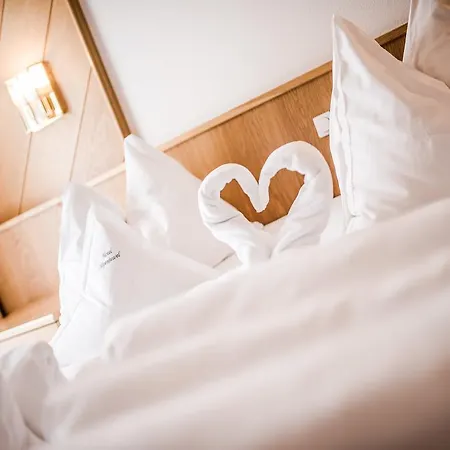 Hotel Alpenjuwel Melago